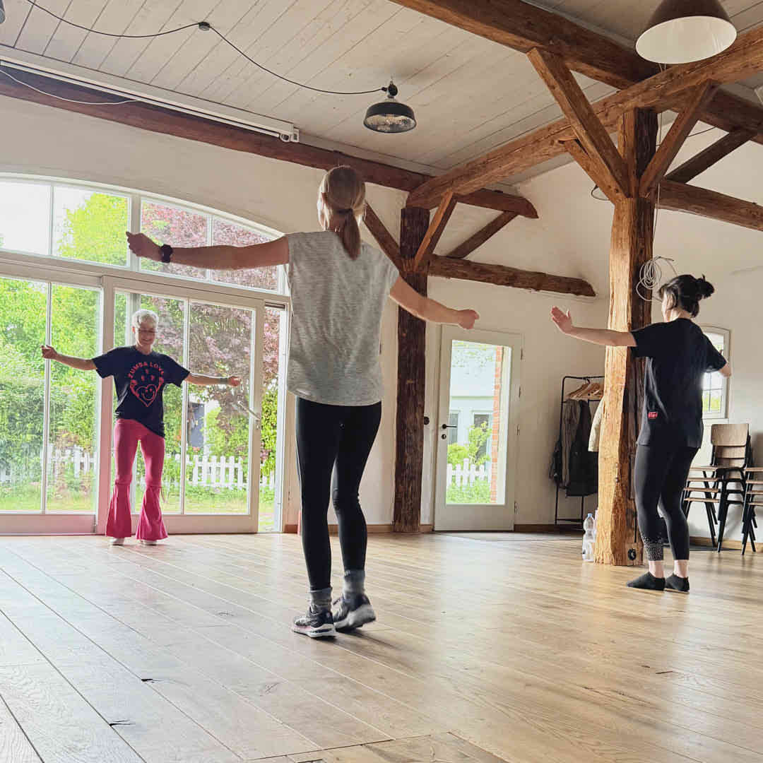 Zumba – 18:15-19:15